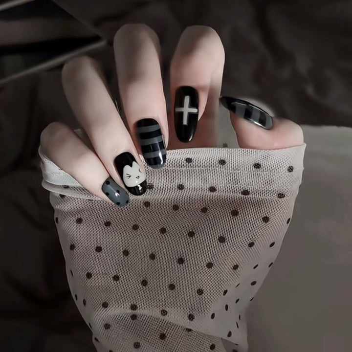 Artistic Press-On Nail Enhancements Stornfield