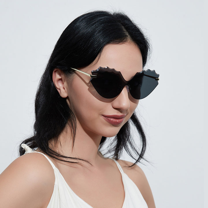 Women's Sunglasses with Unique Wave Design Stornfield