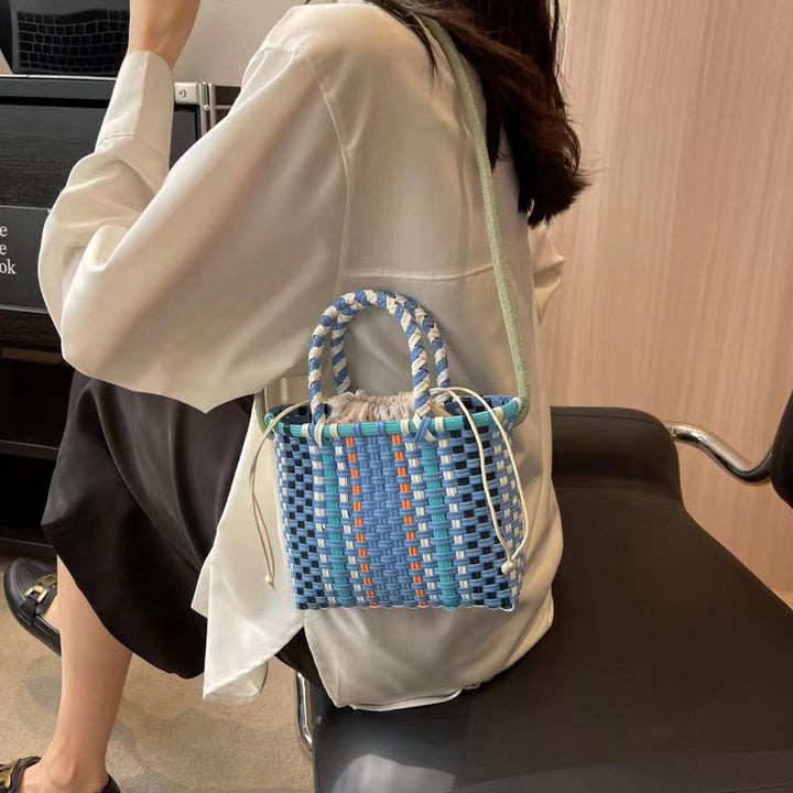 Playful handbag made of braided materials Stornfield