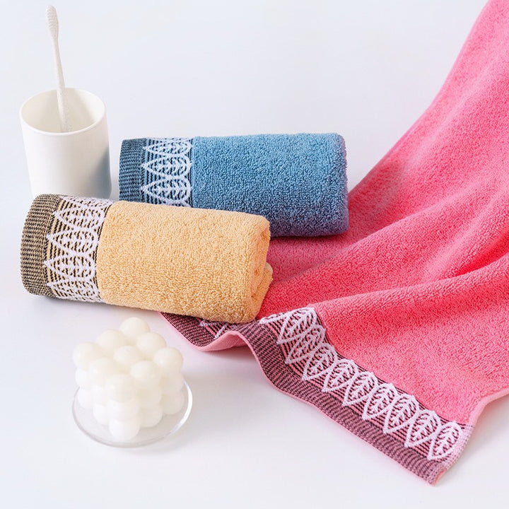 Women Cotton Bath Towel with Fine Border Stornfield