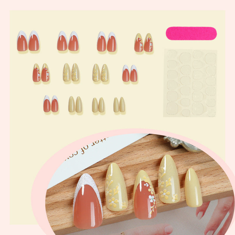 Artificial nail set with elegant floral design Stornfield