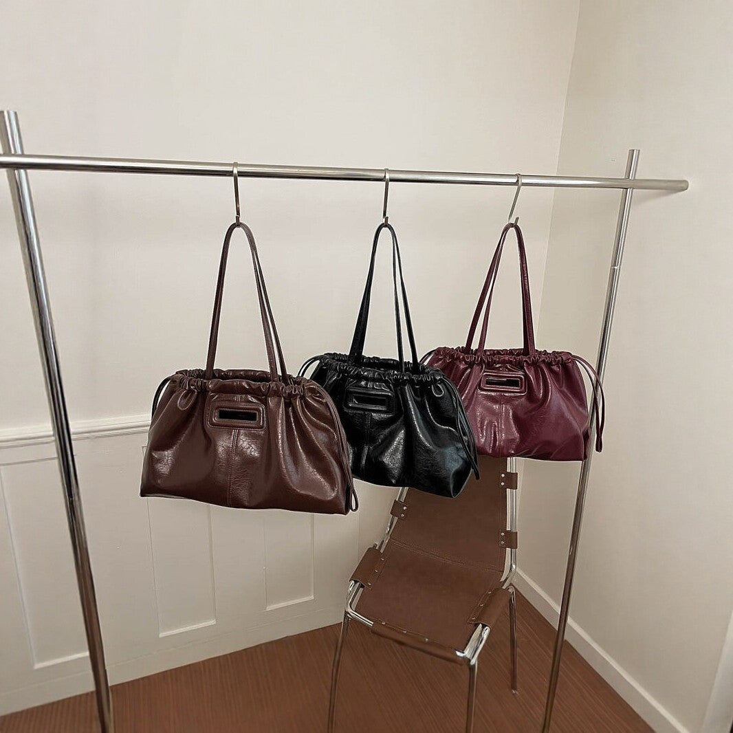 Elegant Ruched Leather Handbag