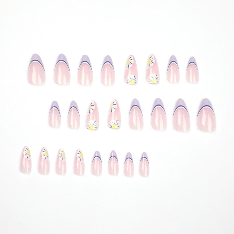 Artistic nail art with flower and ombre effects Stornfield