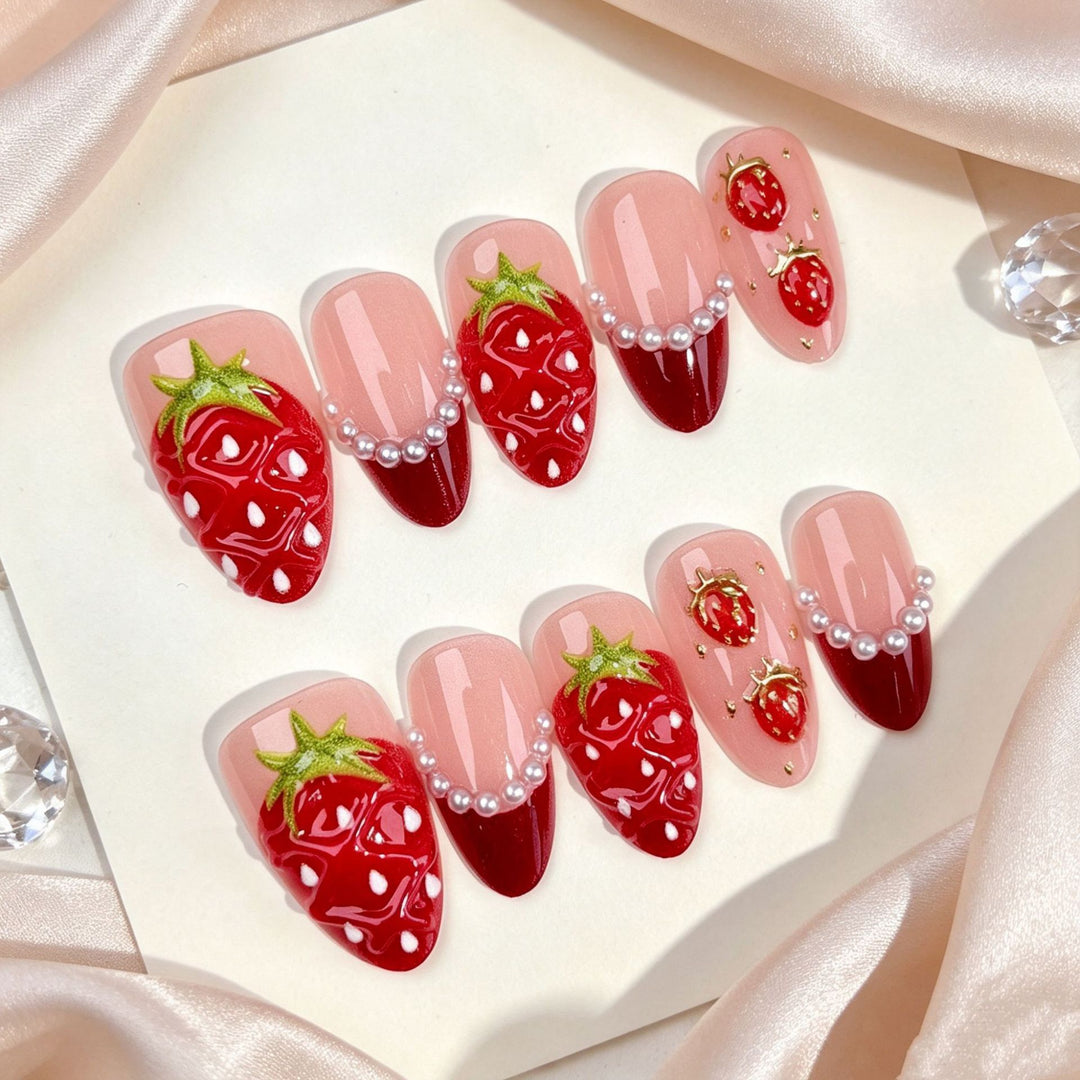 Strawberry-Themed Press-On Nail Set
