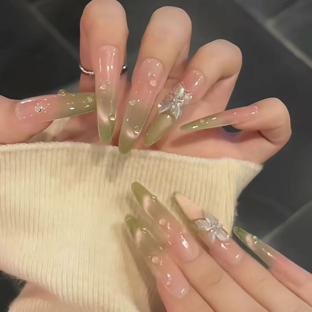 Glittering Stiletto Nail Art Extensions