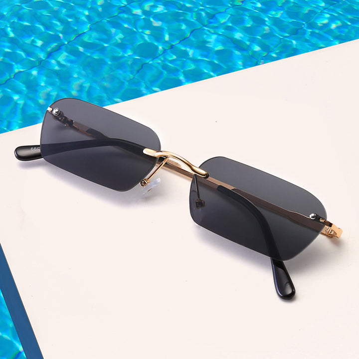 Women's fashionable rectangular sunglasses with luxurious metal frame Stornfield