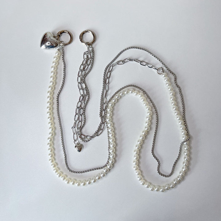 Elegant Beaded Eyewear Chain Stornfield