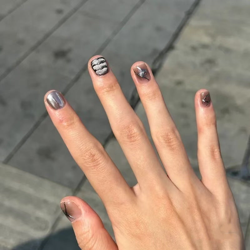 Elegant Abstract Press-On Nail Art Set Stornfield