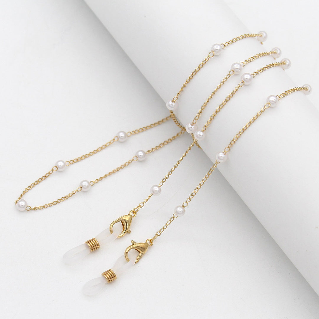 Elegant Crystal Eyewear Chain Stornfield