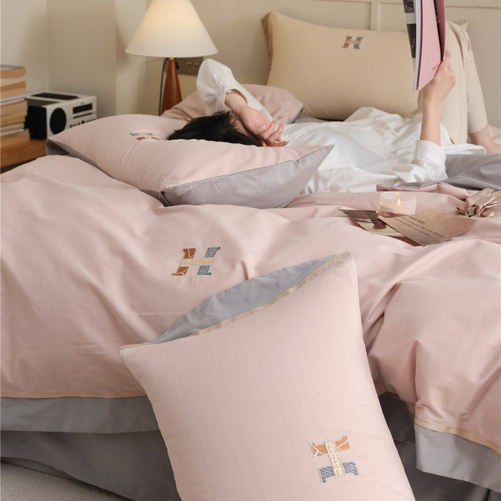 Embroidered Cotton-Sateen Reversible Duvet Cover Set with Pillow Shams