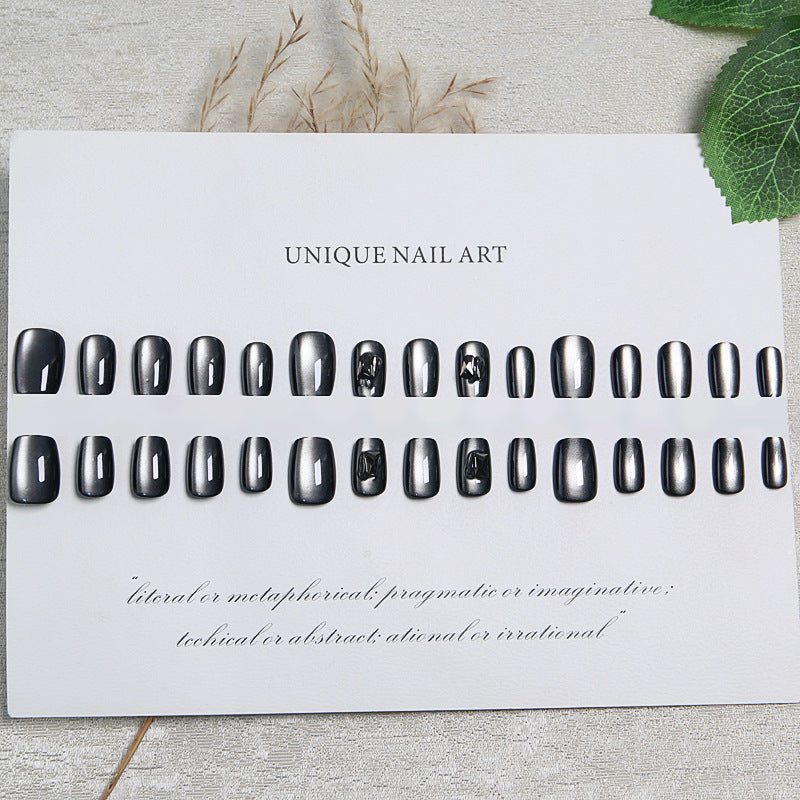 Artificial nails with trendy metallic design Stornfield