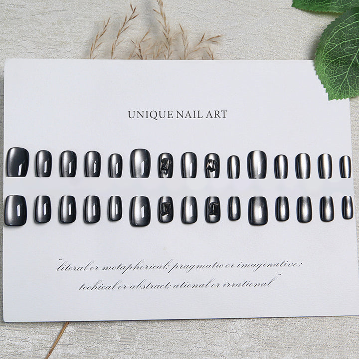 Artificial nails with trendy metallic design Stornfield
