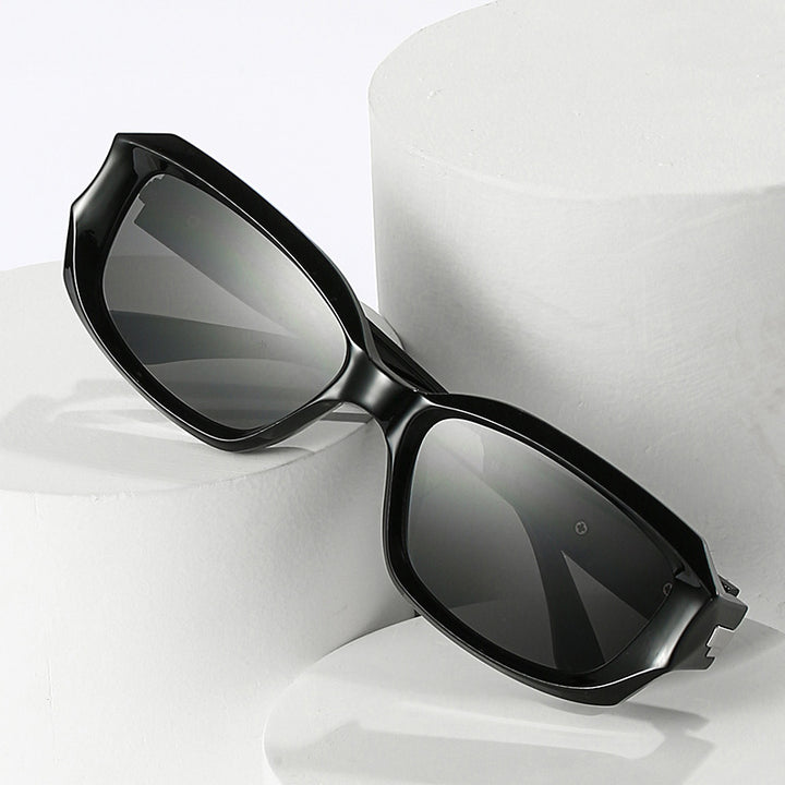 Retro-Inspired Angular Sunglasses with Unique Decorative Details Stornfield