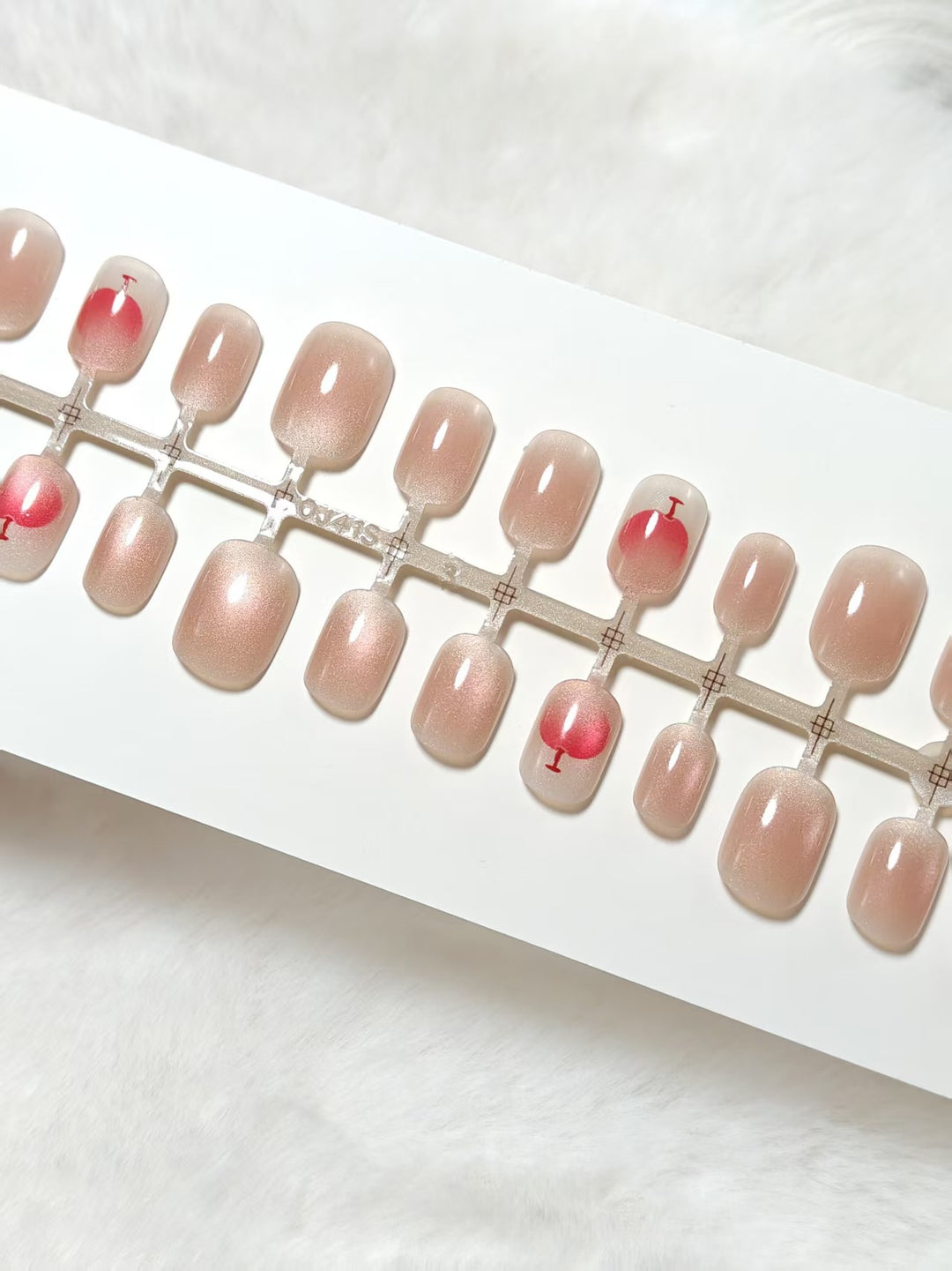Elegant artificial nails with glitter and cocktail design Stornfield
