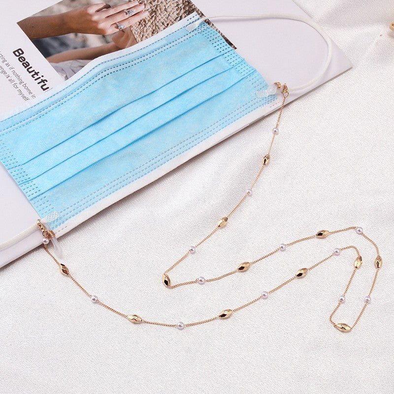 Heart Pendant Eyewear Chain Stornfield