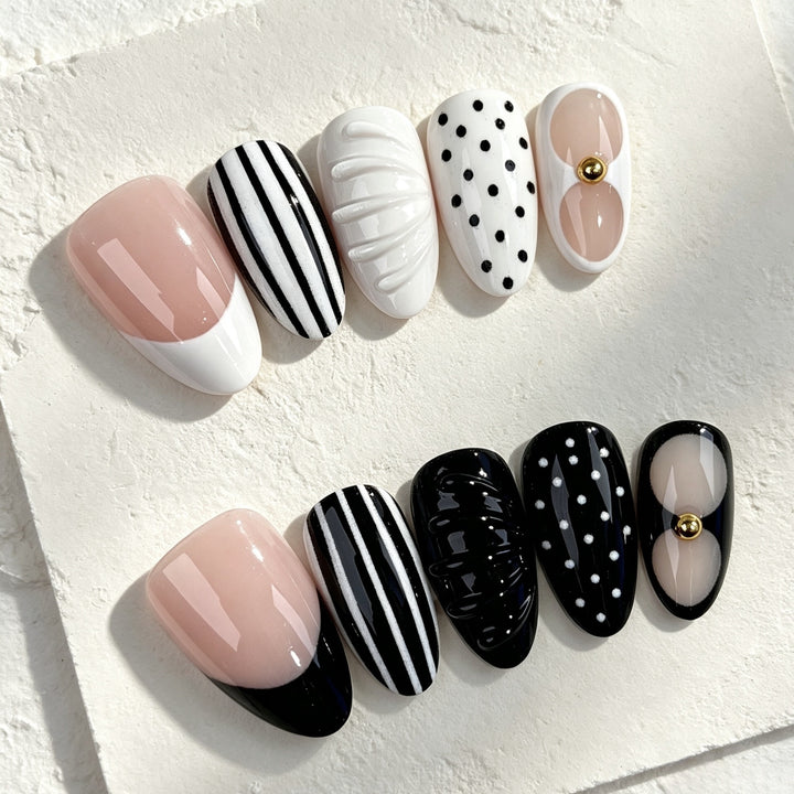 Artistic Striped Press-On Nail Set
