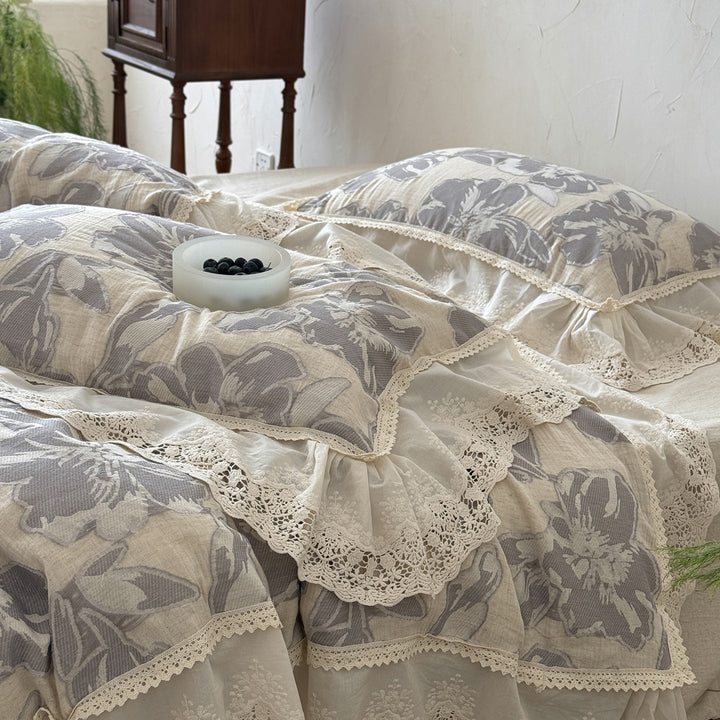 Vintage-Style Linen-Jacquard Duvet Cover Set with Lace-Trimmed Ruffled Shams