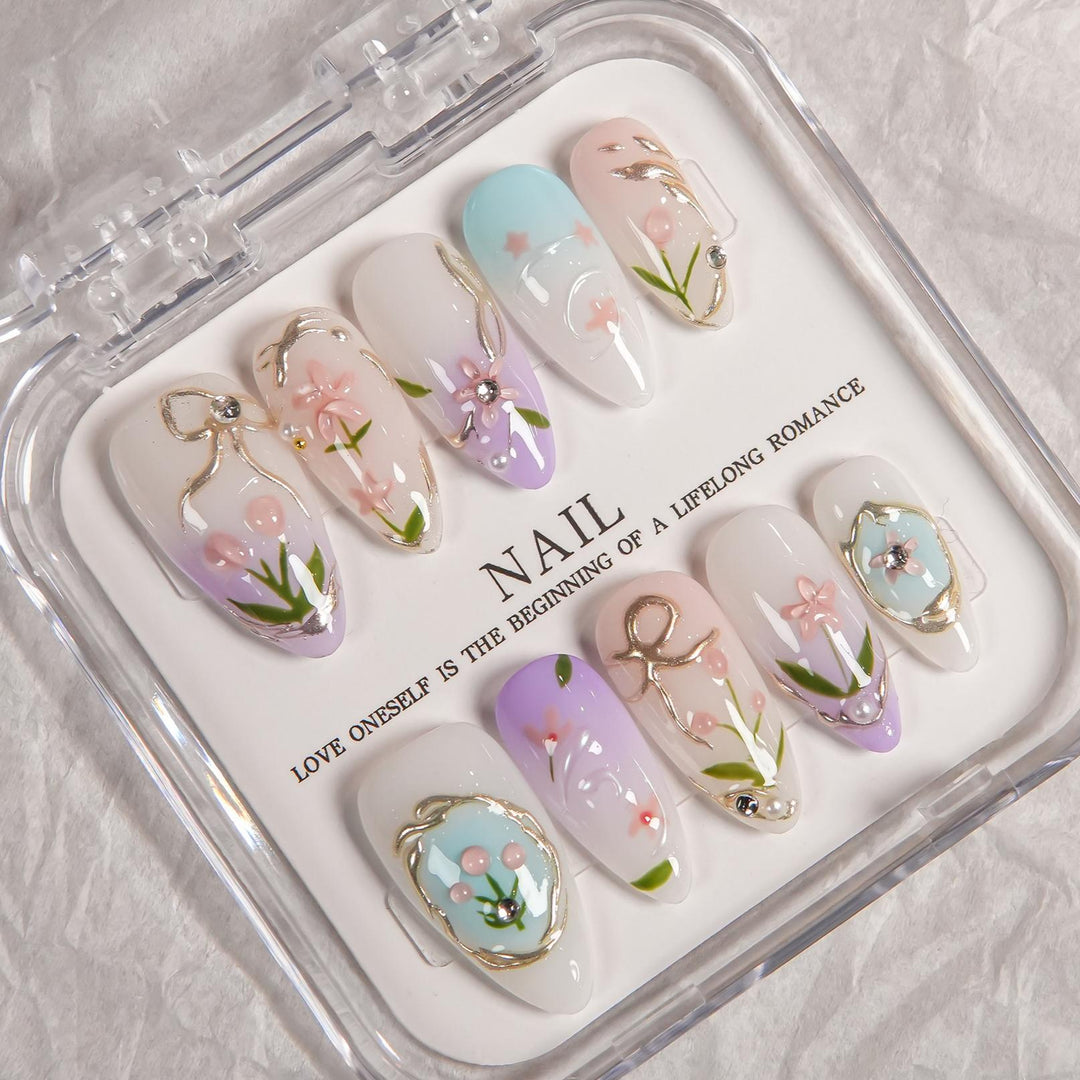 Artistic Floral Design Press-On Nail Kit