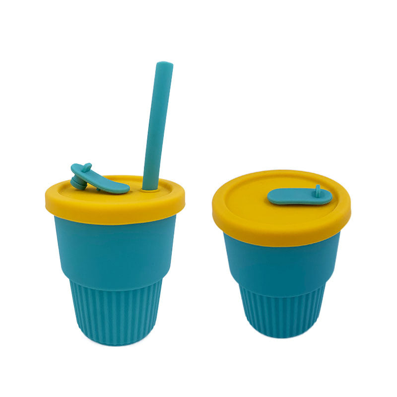 Unisex reusable silicone cup with lid and straw Stornfield