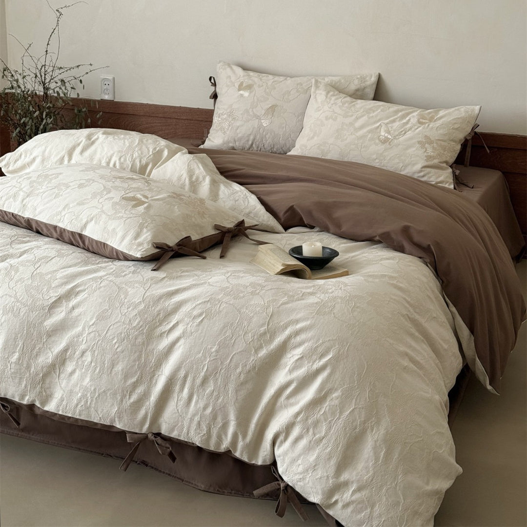 Reversible Textured Cotton-Linen Duvet Cover Set with Embroidered Butterfly Motifs & Corner Tie Closures