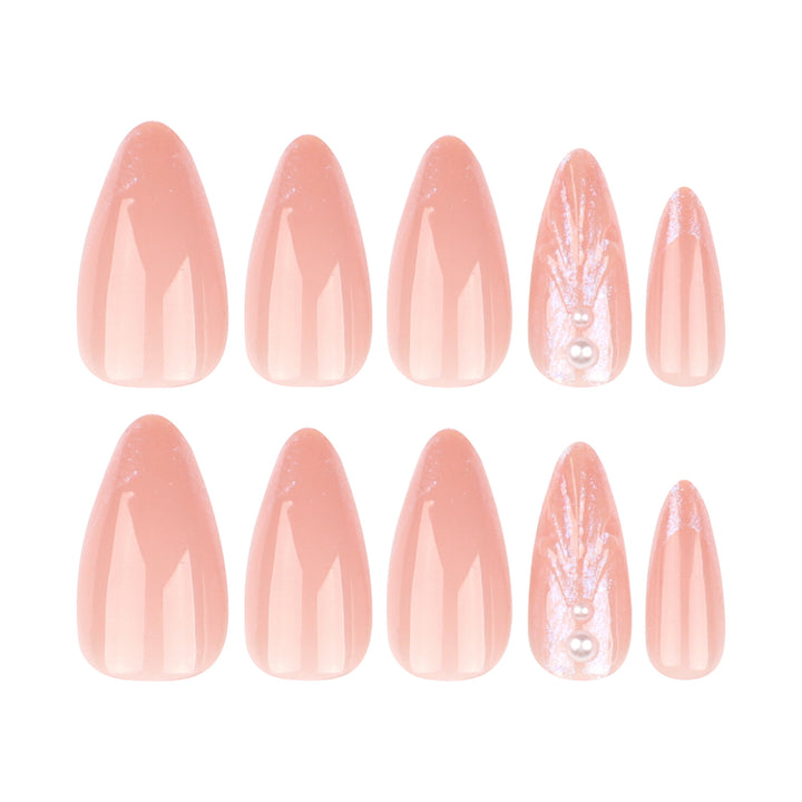 Artificial nail art with curved design Stornfield