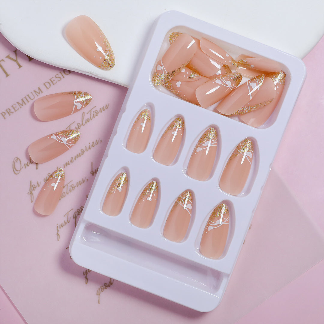Glamorous Heart-Accent Press-On Nails Stornfield