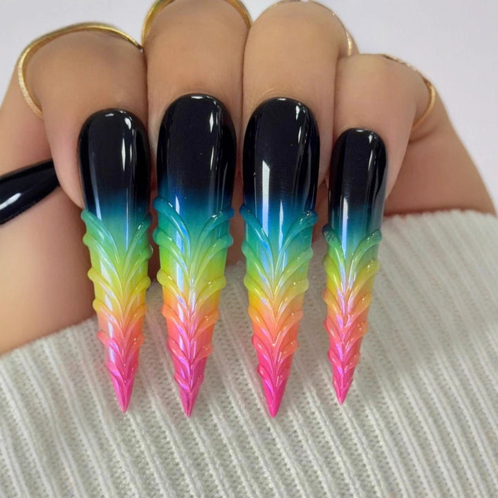 Elegant Artificial Nails with Botanical Designs Stornfield
