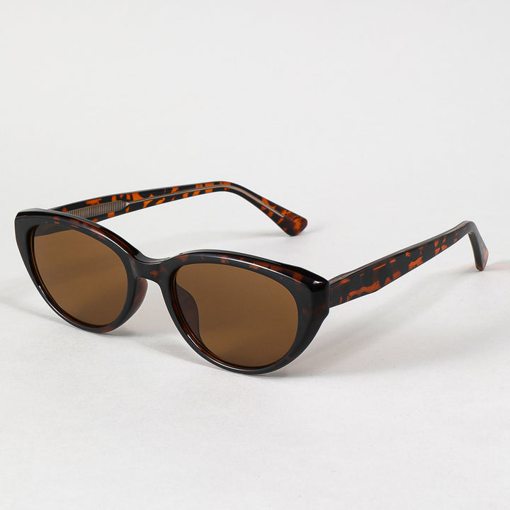 Women’s cat-eye sunglasses with innovative frame Stornfield