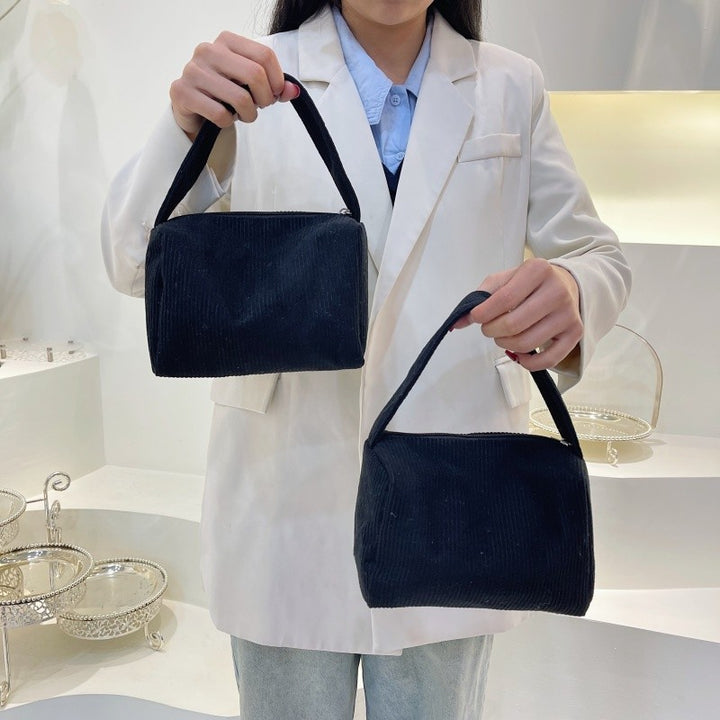 Plush shopping bag with modern ribbed design Stornfield