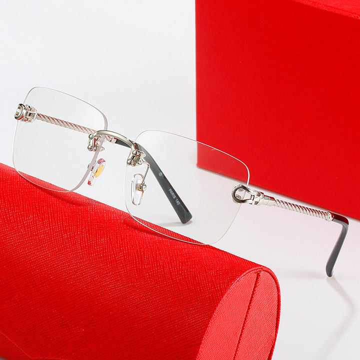 Women's square sunglasses with luxurious, gold-accented frame and protective lenses Stornfield