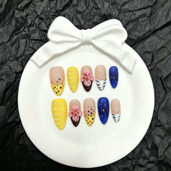Elegant Floral Press-On Nail Art Set with Charming 3D Accents