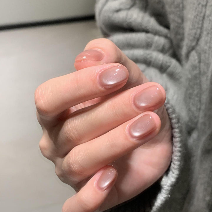 Artificial nails in modern ombre design Stornfield