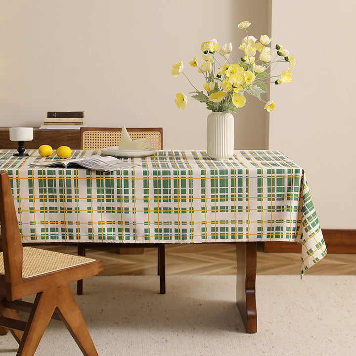Rectangular coated tablecloth with checked plaid pattern and water-repellent surface Stornfield