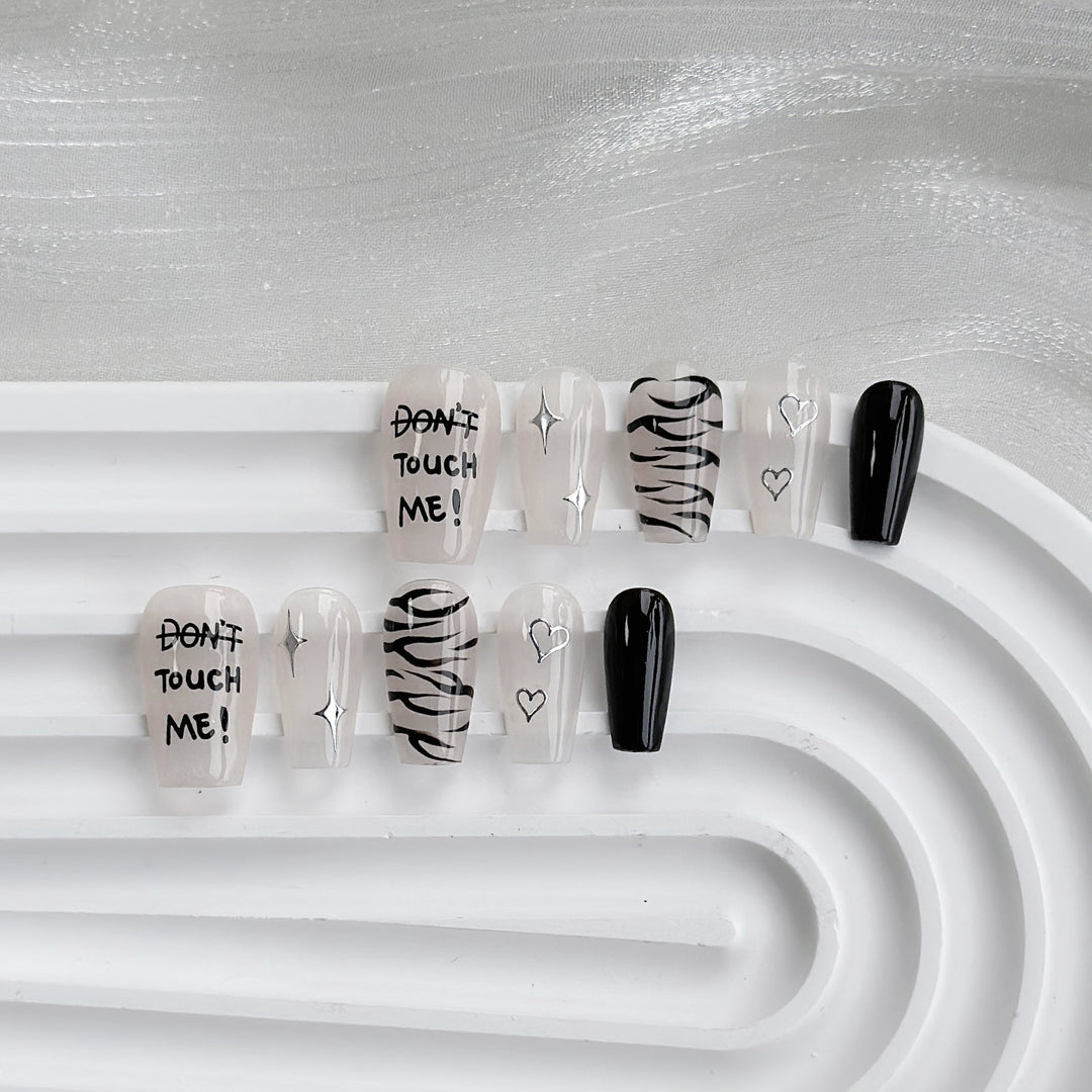 Butterfly-Embellished Press-On Nail Set