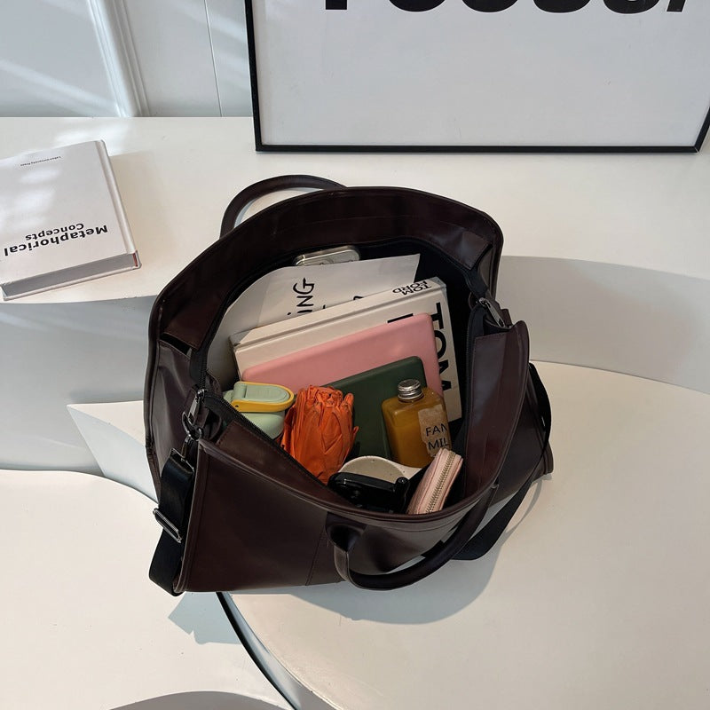 Elegant and Spacious Briefcase Stornfield
