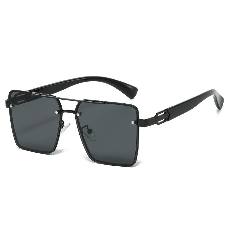 Women square sunglasses with elegant metal frame Stornfield