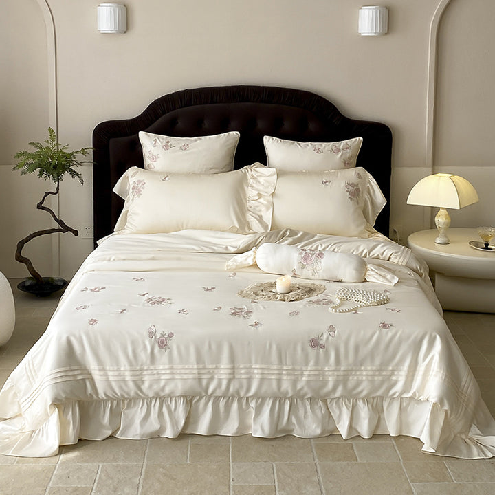 Satin-Effect Embroidered Rose Duvet Cover Set with Ruffled Hem & Decorative Shams