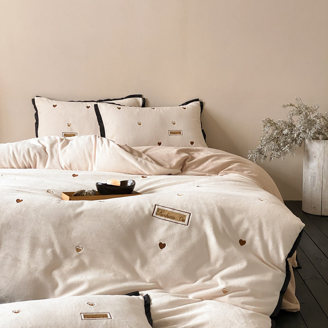 Embroidered Heart Cotton Duvet Cover Set with Contrast Piped Pillowcases