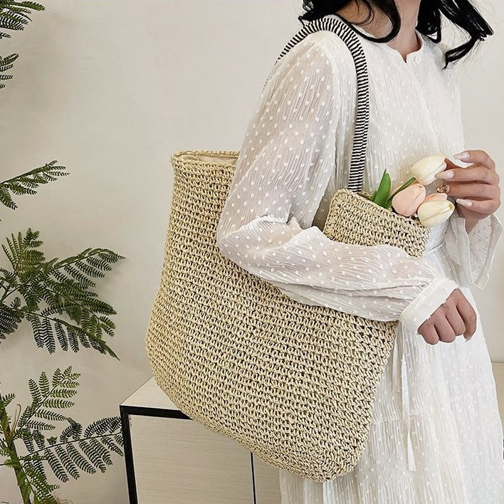 Fashionable Macrame Shoulder Bag Stornfield