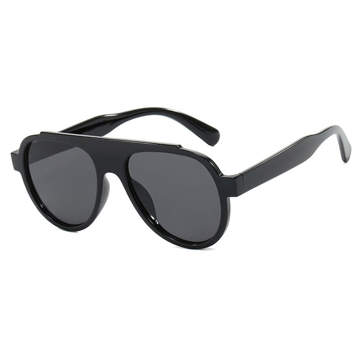 Women's stylish black sunglasses in modern design Stornfield