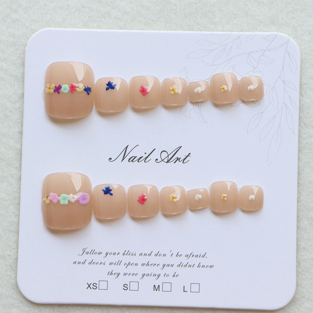 Floral Embellished Press-On Nail Art Set Stornfield