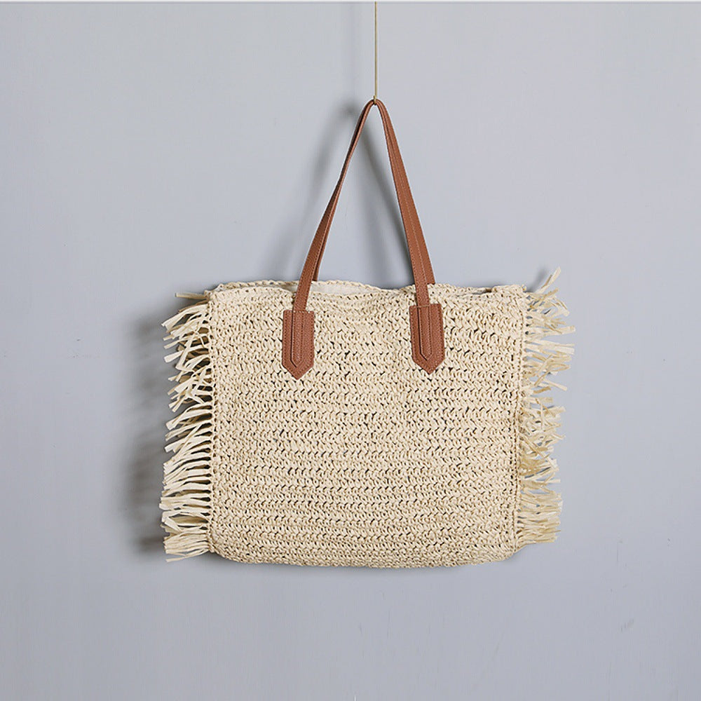 Elegant bag with fringes Stornfield