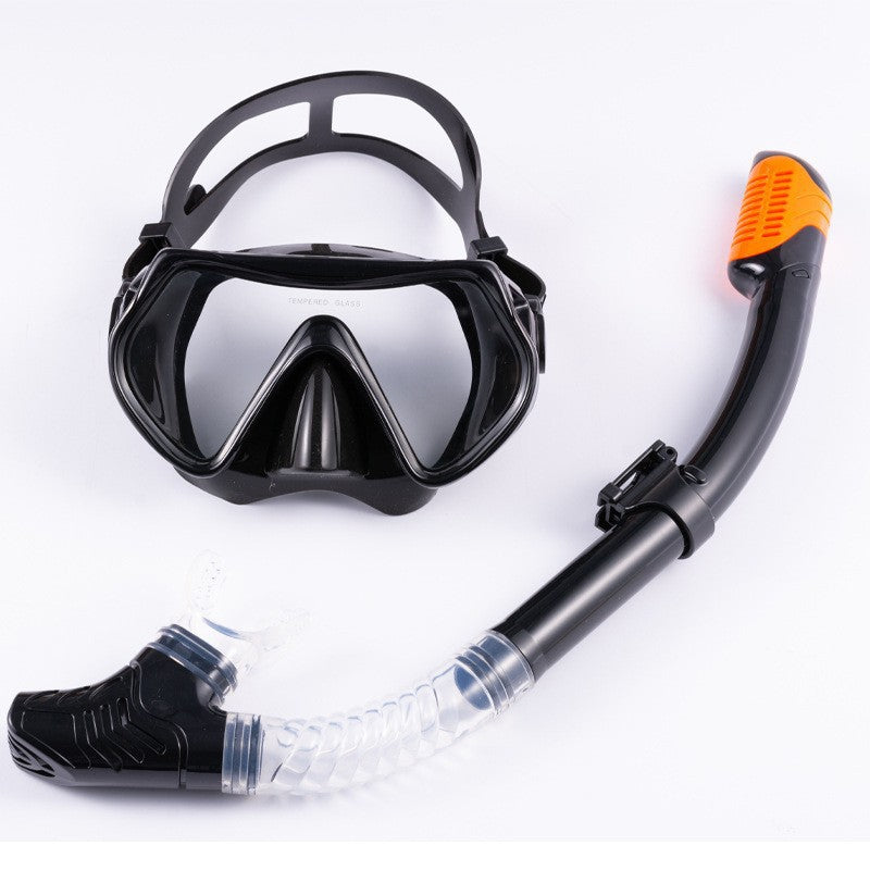 Snorkel mask with secure and comfortable mouthpiece Stornfield