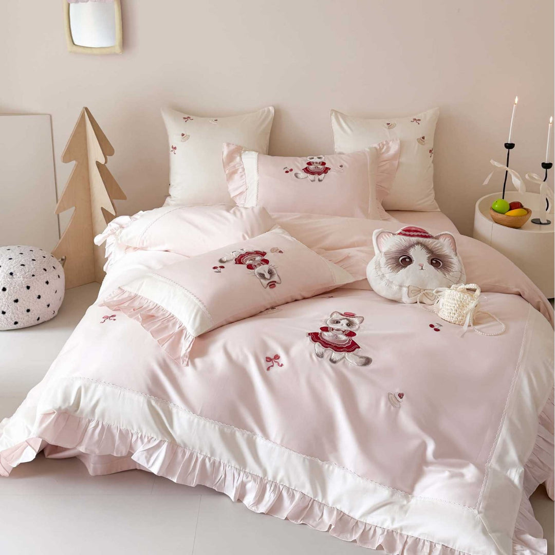 Ruffled Embroidered Cotton Bedding Set with Plush Cat Pillow