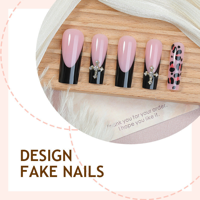 Artificial nail set with aesthetic accents and elegant designs Stornfield