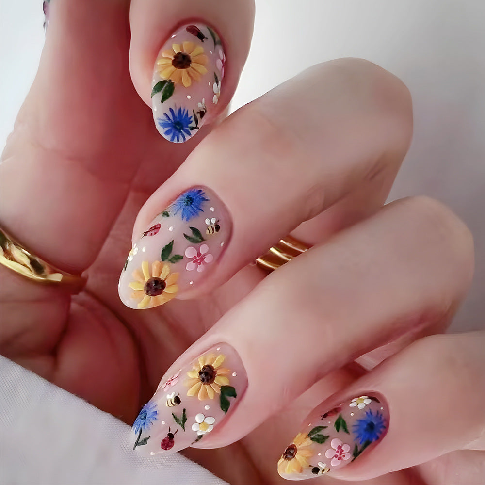 Floral Themed Press-On Nail Art Stornfield