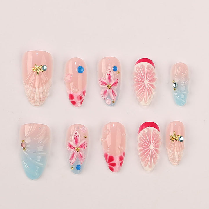 Seashell-Inspired Press-On Nail Art Set