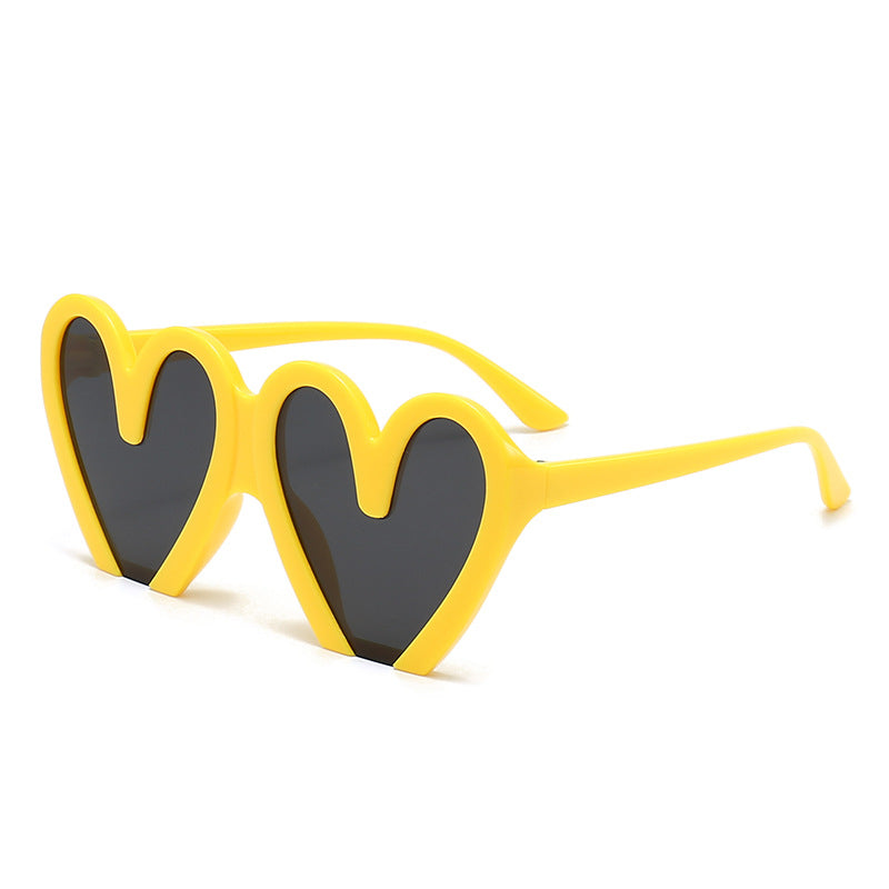 Women's fashionable sunglasses in unique heart design Stornfield