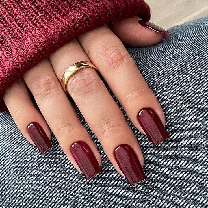 Glossy Square Tip Press-On Nails Stornfield