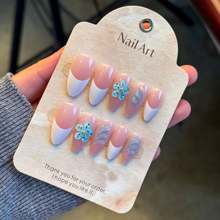 Artistic Floral and Abstract Design Press-On Nail Set Stornfield